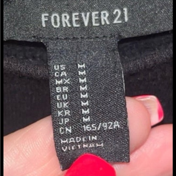 Forever 21 Cropped sweatshirt with rainbow cuffs /hem - Picture 2 of 3